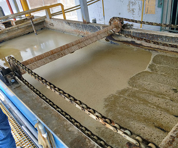 廢水治理現(xiàn)場(chǎng)