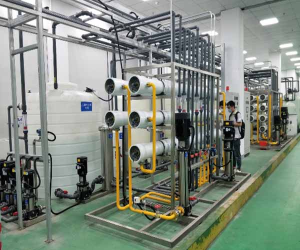 水處理工程現(xiàn)場 水處理工程現(xiàn)場