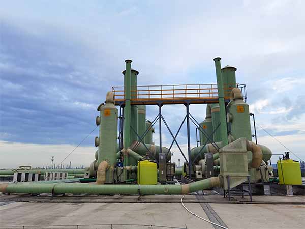 污水處理現(xiàn)場(chǎng) 污水處理現(xiàn)場(chǎng)